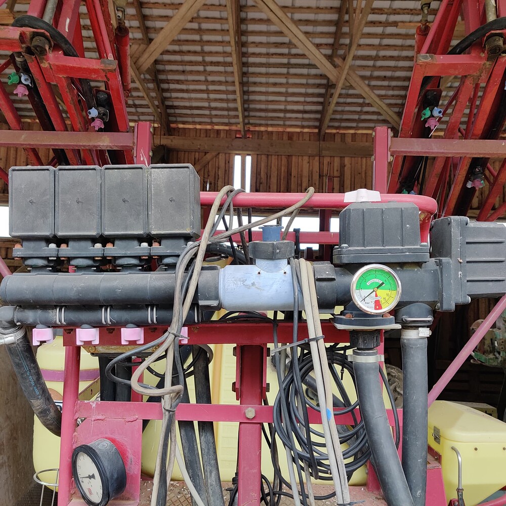 Section control on old Hardi sprayer Section Control AgOpenGPS